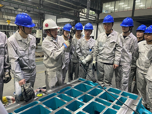 深入开展校企合作育人模式欧冠正规买球（中国）官方网站机械工程系组织学生开展校外实习