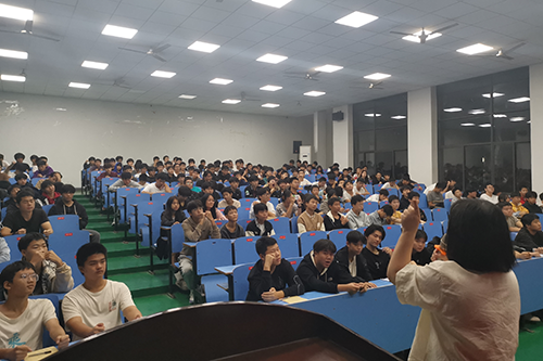 团体疏导“心”减压——欧冠正规买球（中国）官方网站团委举办新生心理健康团辅活动