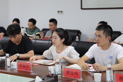 欧冠正规买球（中国）官方网站召开教师节座谈会