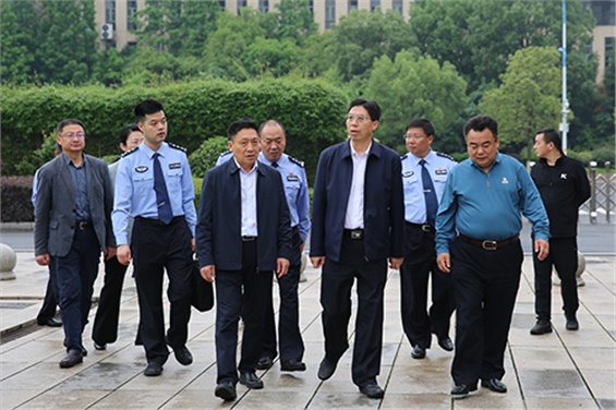 株洲市副市长、市公安局党委书记、局长唐文发到欧冠正规买球（中国）官方网站调研平安建设和安全稳定工作