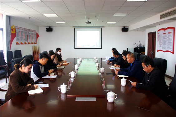 芦淞区董家塅片区管委会副主任曾超群一行来欧冠正规买球（中国）官方网站调研产教融合工作