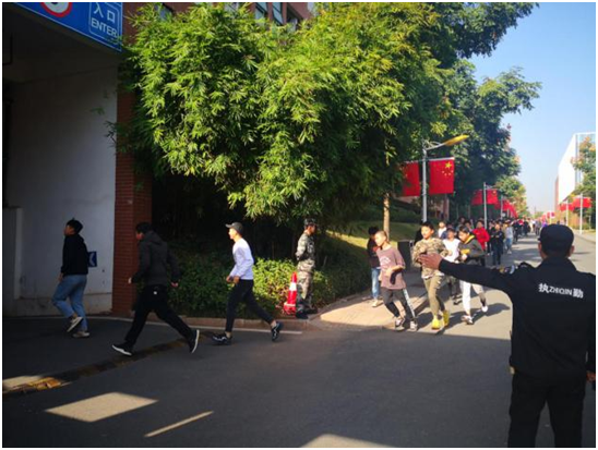 欧冠正规买球（中国）官方网站开展防空防灾“人防”应急疏散演练