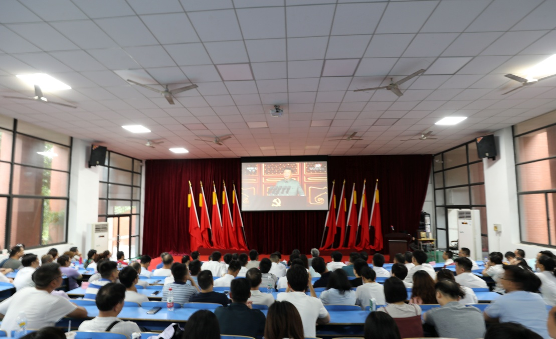 欧冠正规买球（中国）官方网站全体党员集中收看庆祝中国共产党成立100周年大会直播
